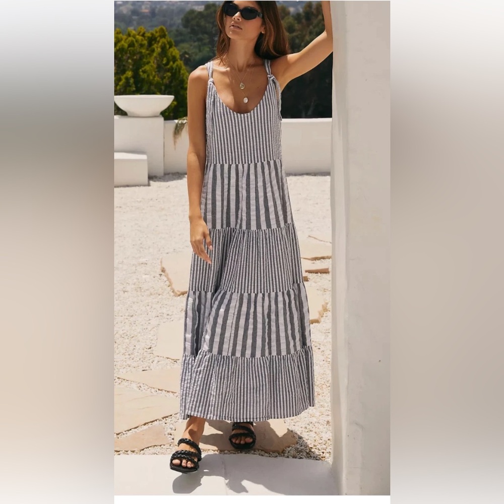 Striped Maxi Sundress - Gray/White